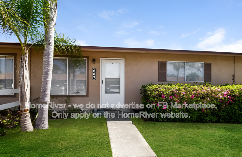 Move In Ready! - 681 W ROSEWOOD LN TAVARES FL 32778 property image