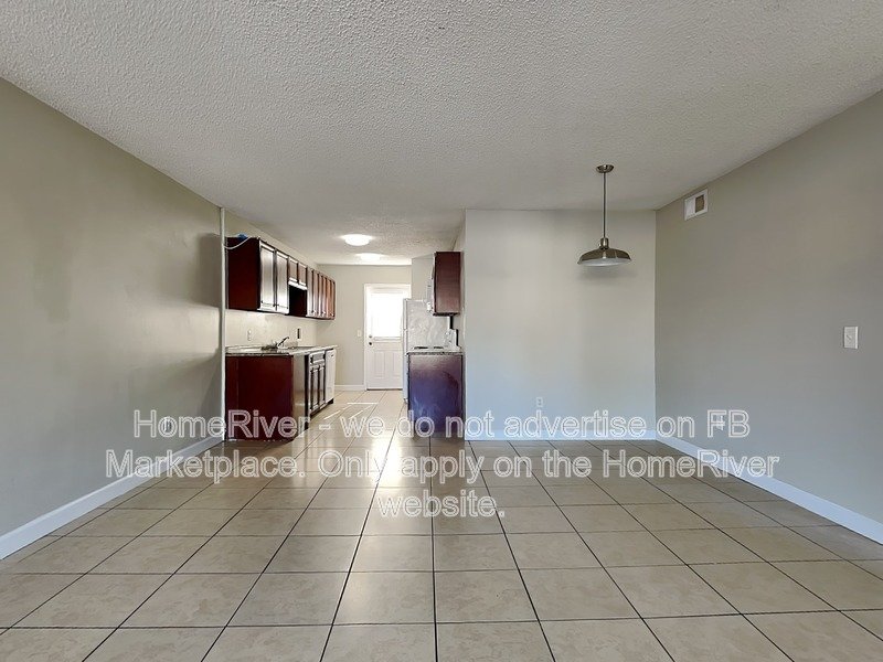 Move In Ready! - 681 W ROSEWOOD LN TAVARES FL 32778 property image