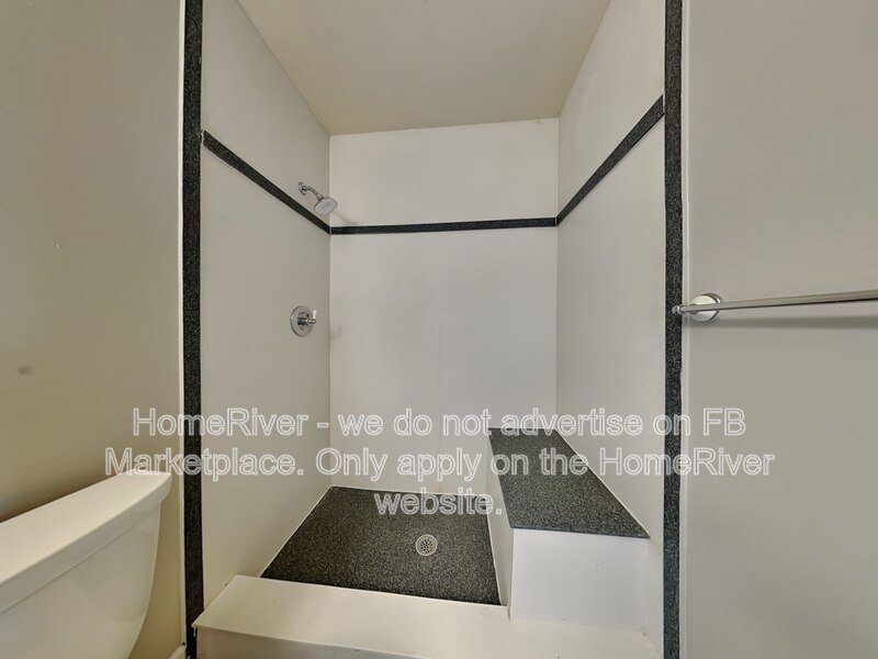 Move In Ready! - 681 W ROSEWOOD LN TAVARES FL 32778 property image