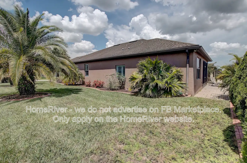 Now Available! - 581 Vista Sol Dr property image