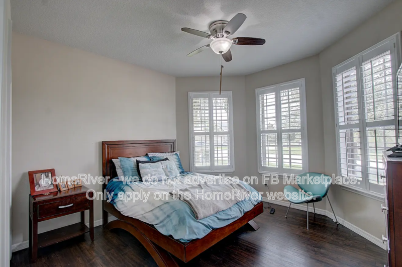 Now Available! - 581 Vista Sol Dr property image