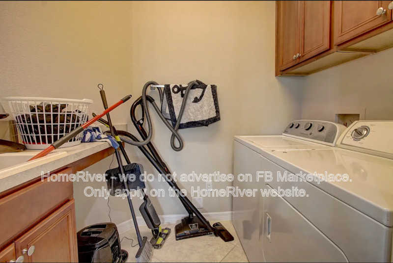 Now Available! - 581 Vista Sol Dr property image