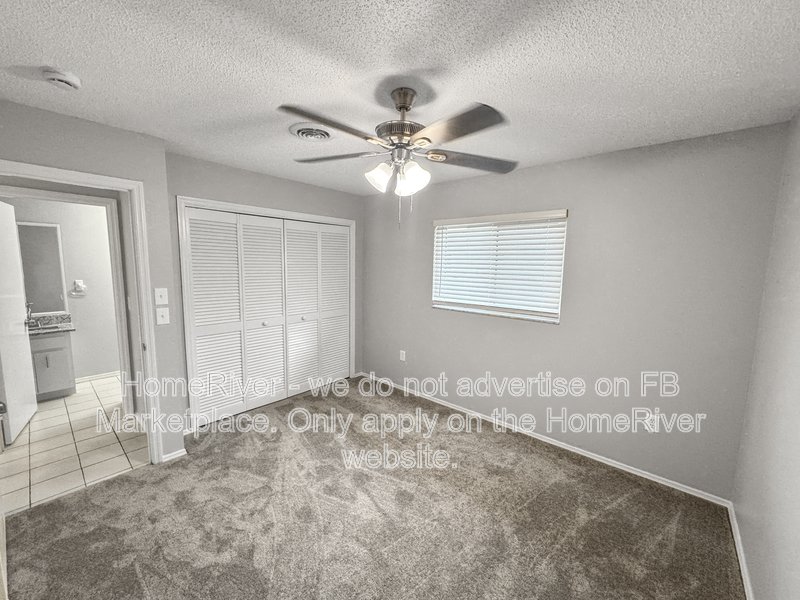 Available Now! 12 Charleston Cir, Englewood, FL 34223 property image