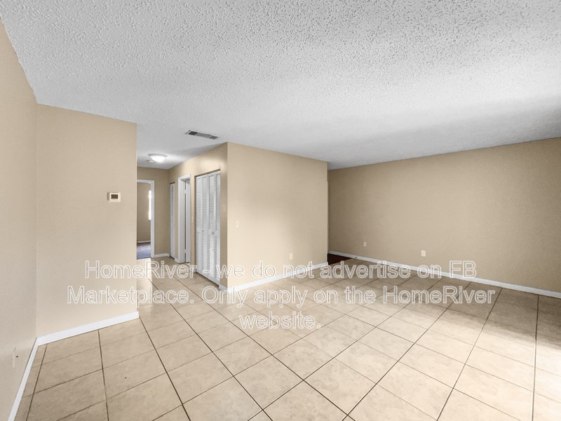 Now Available! - 4016 Cortez Dr Apt D, Tampa property image