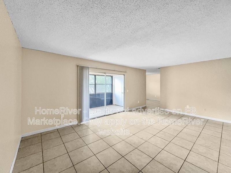 Now Available! - 4016 Cortez Dr Apt D, Tampa property image