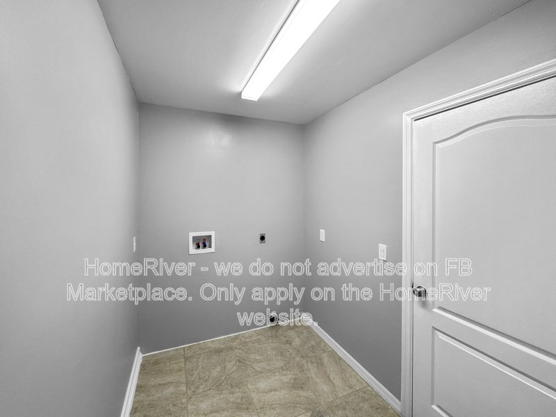 Available Now! 5823 BUCHANAN RD, VENICE, FL 34293 property image