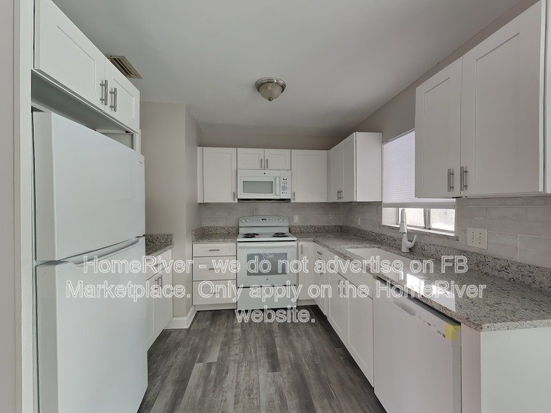 Available Now!- 3718 Wade Rd property image