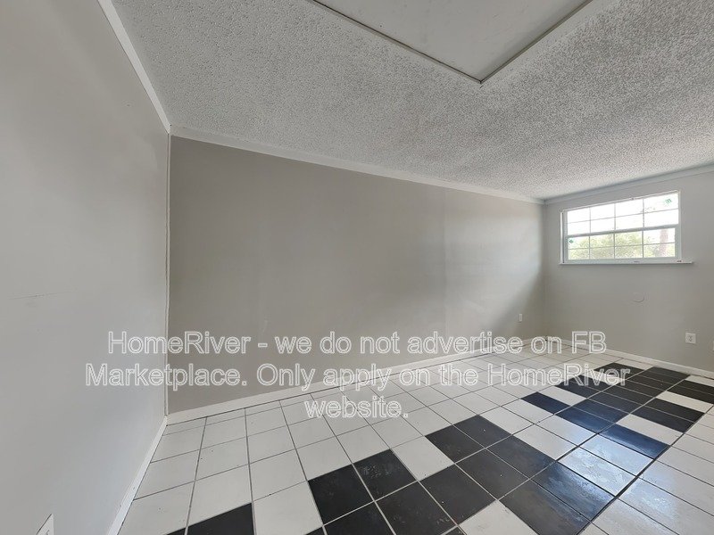 Available Now!- 3718 Wade Rd property image