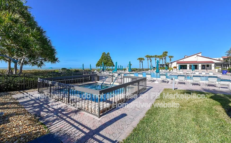 Do not miss out!1945 Gulf Of Mexico Dr Apt M2-107, Longboat Key FL 342 property image