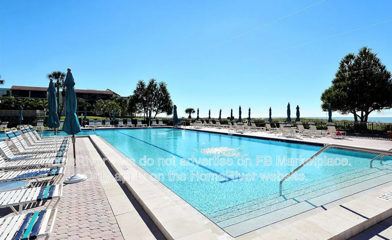 Do not miss out!1945 Gulf Of Mexico Dr Apt M2-107, Longboat Key FL 342 property image