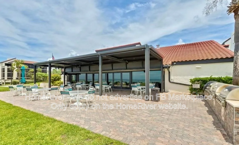 Do not miss out!1945 Gulf Of Mexico Dr Apt M2-107, Longboat Key FL 342 property image