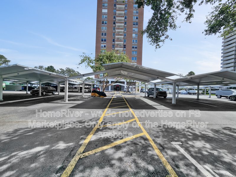 Move In Ready! - 4015 Bayshore Blvd unit 15 E Tampa, FL 33611 property image