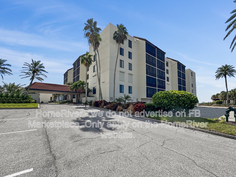 Do not miss out!1945 Gulf Of Mexico Dr Apt M2-107, Longboat Key FL 342 property image