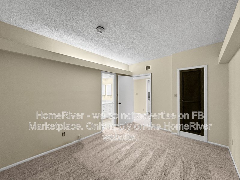 Do not miss out!1945 Gulf Of Mexico Dr Apt M2-107, Longboat Key FL 342 property image