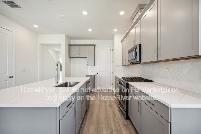 2025 New Build! 160 Eagleston Lane, Sarasota FL 34240 property image