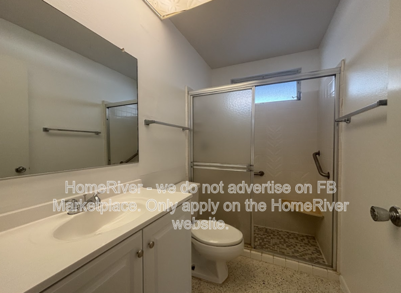 3BR Golf Course Home in 55+ Sun City Center | Lawn Care Included property image