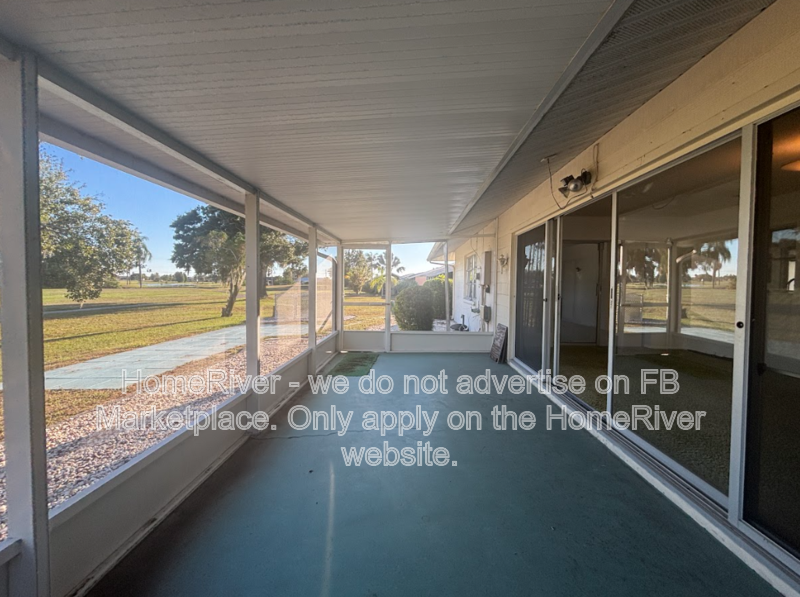 3BR Golf Course Home in 55+ Sun City Center | Lawn Care Included property image