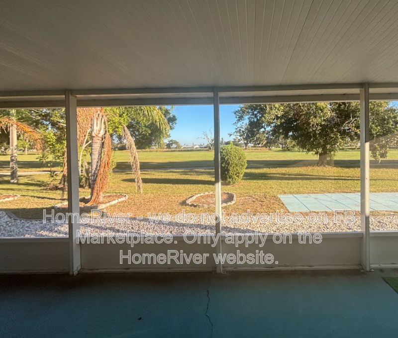 3BR Golf Course Home in 55+ Sun City Center | Lawn Care Included property image