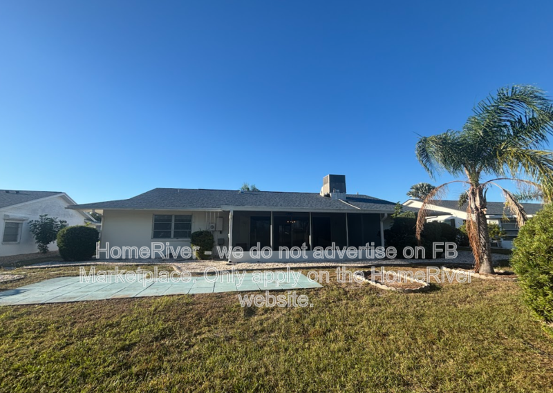 3BR Golf Course Home in 55+ Sun City Center | Lawn Care Included property image