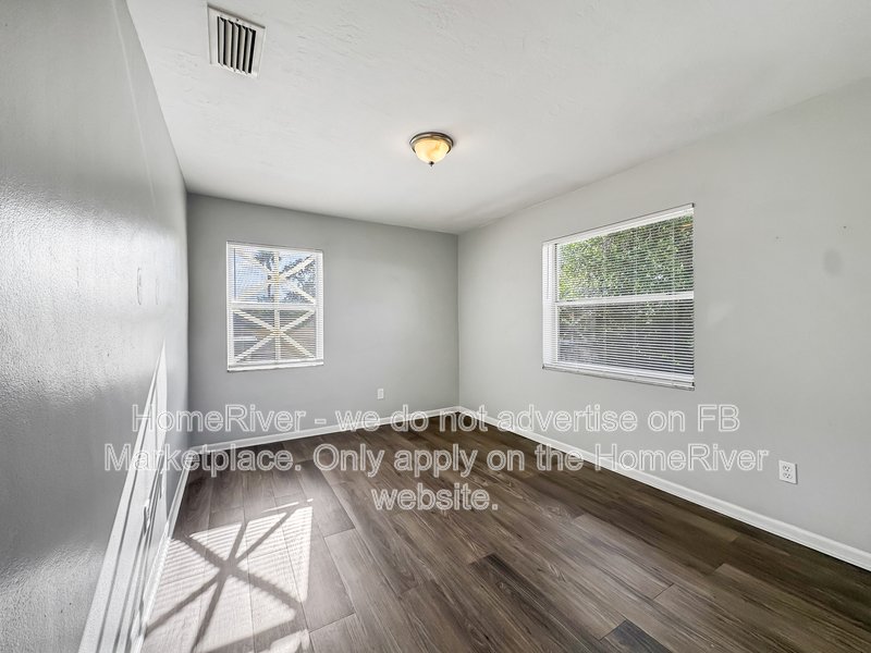 Available Now! 7104 SPRING HILL DR, SPRING HILL FL 34606 property image