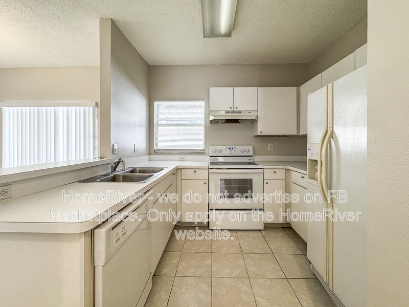 Move In Ready! 30145 Wellesley Way property image