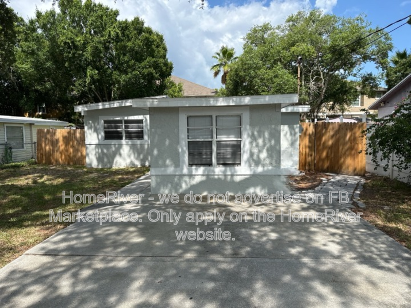 Available Now! 6411 S RICHARD AVE, TAMPA FL 33616 property image