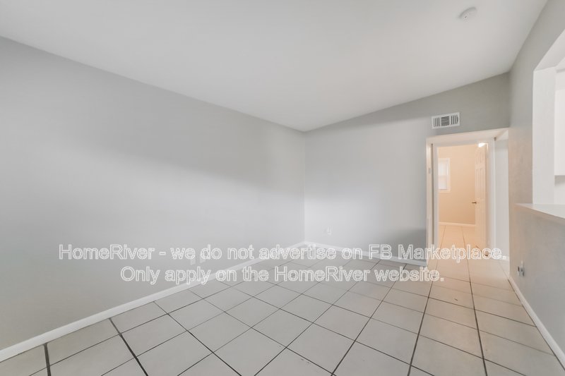 Available Now! 6411 S RICHARD AVE, TAMPA FL 33616 property image
