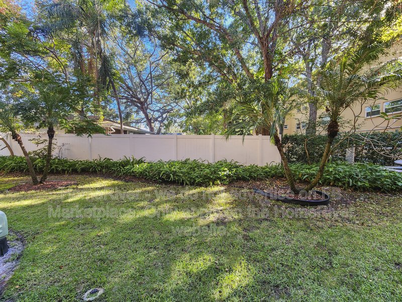 Move In Ready! - 2525 W Bay Dr Apt B42, Belleair Bluffs FL 33770 property image
