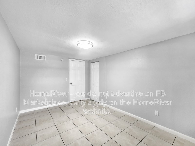 Lovely 3 bedroom 2 bath available Now!!! property image