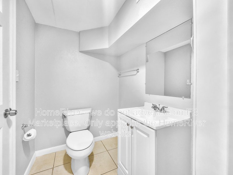 Lovely 3 bedroom 2 bath available Now!!! property image