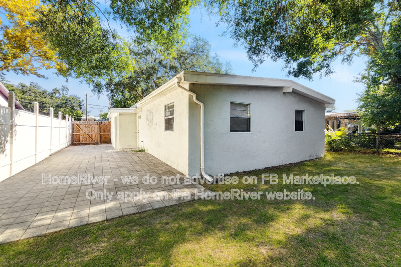 Lovely 3 bedroom 2 bath available Now!!! property image