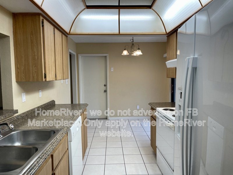 Available Now - 15720 Country Lake Dr Tampa, FL 33624 property image