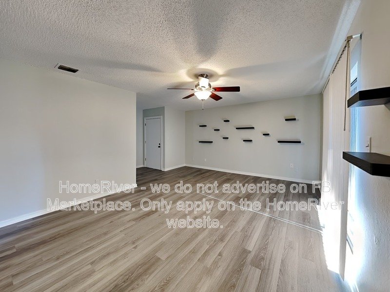 APPLY NOW!!! 155 Springwood cir apt D property image