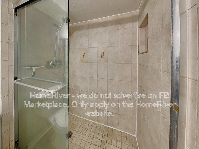 APPLY NOW!!! 155 Springwood cir apt D property image