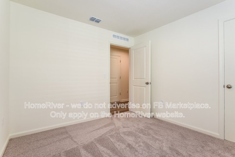 Available Now! Amazing 3 bedroom, 2 bathroom home! property image