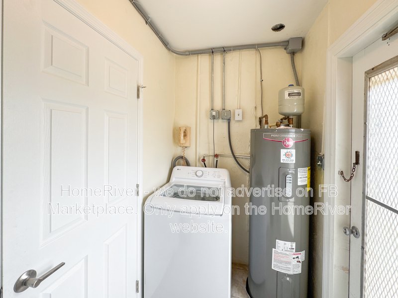 Move In Ready! - 22163 LASALLE RD, PORT CHARLOTTE FL 33952 property image