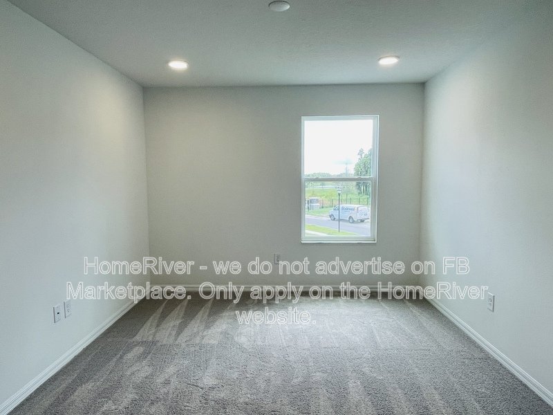 Move In Ready! - 10701 New Morning Dr Tampa, FL 33647 property image