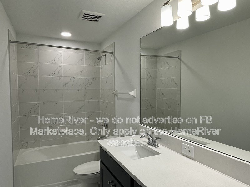 Move In Ready! - 10701 New Morning Dr Tampa, FL 33647 property image