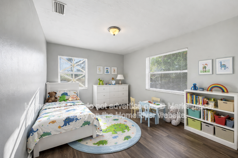 Available Now! 7104 SPRING HILL DR, SPRING HILL FL 34606 property image