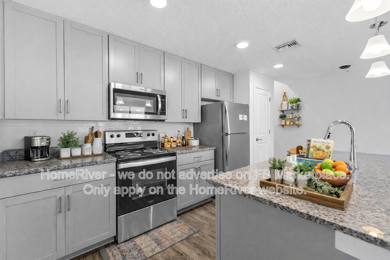 Move-in Ready! 5205 Eggleston Ave Unit 301 property image