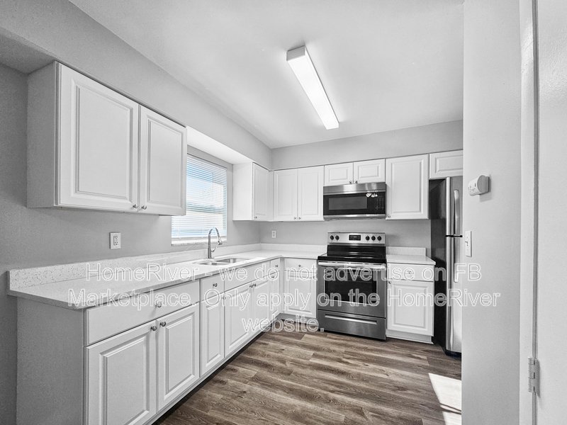 Available Now! Amazing 3 bed 2 bath home! property image