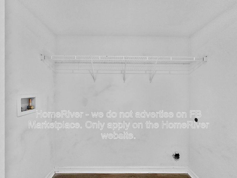 Available Now! Amazing 4 bed 3.5 bath home! property image