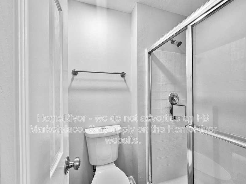 Available Now! Amazing 4 bed 3.5 bath home! property image