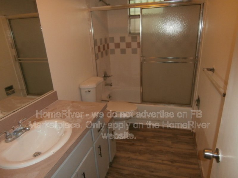 Apply Now!!! 4720 Montauk St property image