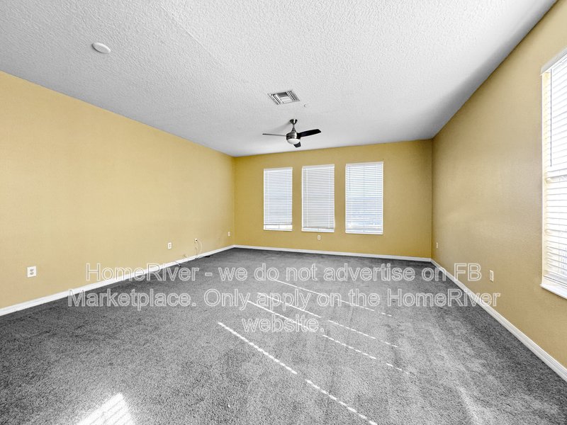 Mover-in Ready! 2418 Middleton Grove Dr property image