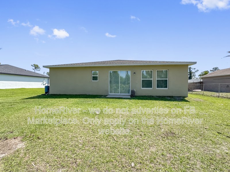 Available Now! Pet Friendly| Covered Front Porch property image