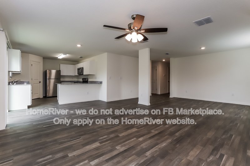 Available Now| Pets Welcome| 2 Car Garage| 3 Beds property image