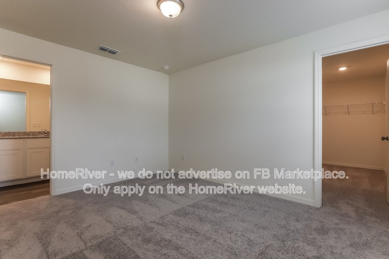 Available Now| Pets Welcome| 2 Car Garage| 3 Beds property image