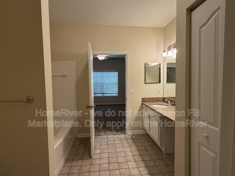 Pet Friendly | screened Porch | LVP Flooring | In-unit W/D | Comm Pool property image