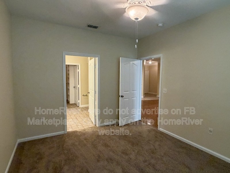 Pet Friendly | screened Porch | LVP Flooring | In-unit W/D | Comm Pool property image